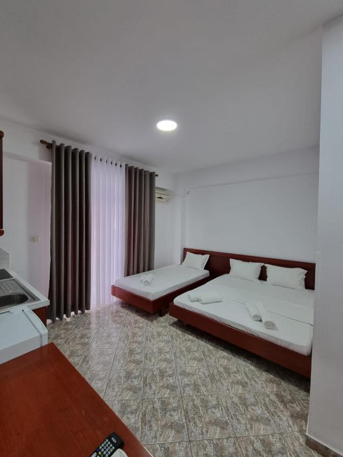 Ideal Apartments & Rooms Sarande Exterior photo