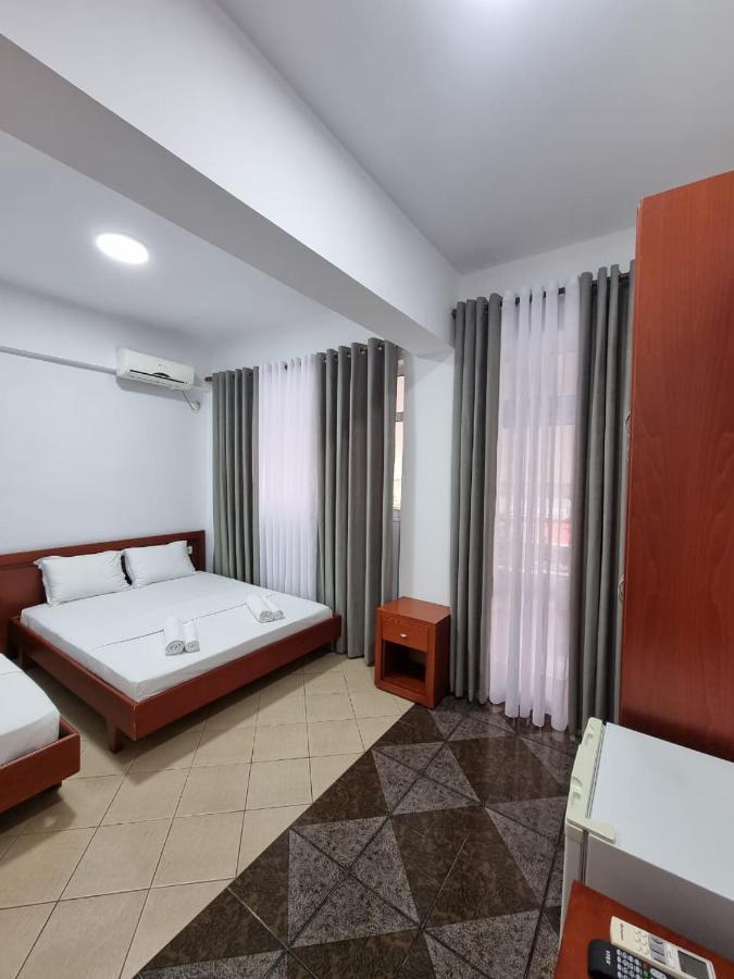 Ideal Apartments & Rooms Sarande Exterior photo