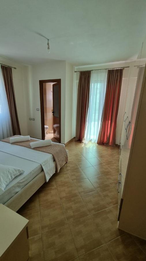 Ideal Apartments & Rooms Sarande Exterior photo